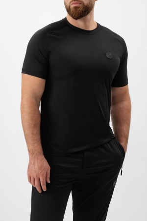 футболка  модель из линейки sr luxury tech фотография