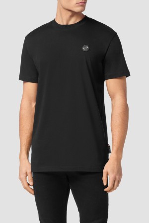 футболка  модель skull&bones фотография