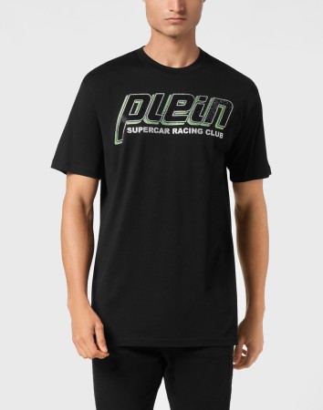 футболка  - мужская одежда с баской 