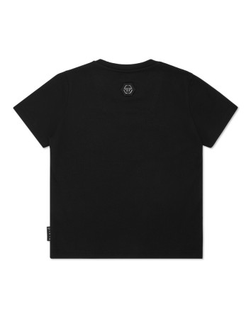 футболка  - мужская одежда с баской 