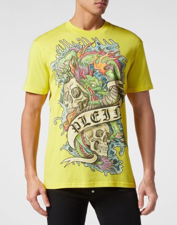 футболка  - мужская одежда желтая 