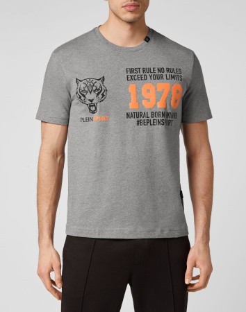 футболка  - мужские футболки серые 