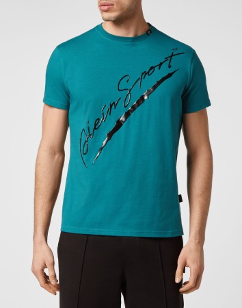 футболка  - мужская одежда зеленая 