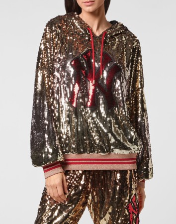 костюм спортивный  фотография