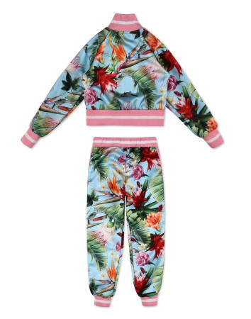 костюм спортивный  фотография