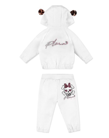 костюм спортивный  фотография