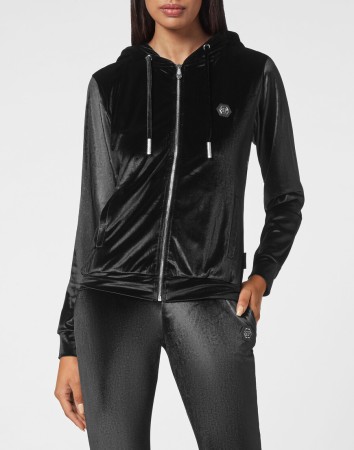 костюм спортивный  фотография