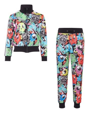 костюм спортивный  фотография