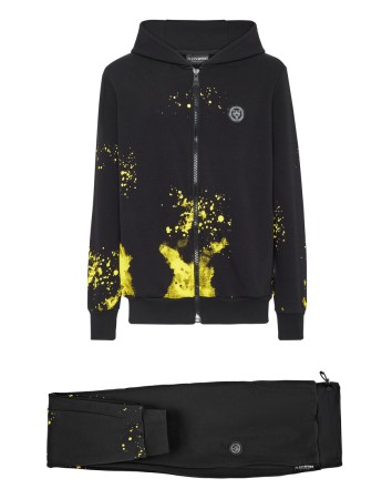 костюм спортивный  фотография