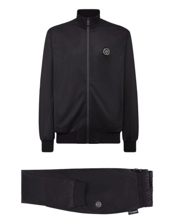 костюм спортивный  фотография