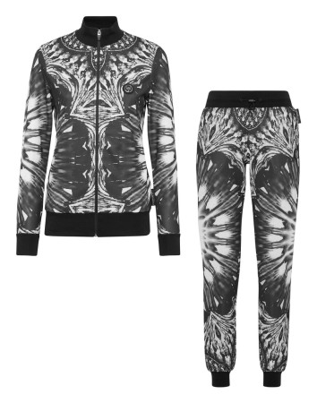 костюм спортивный  фотография