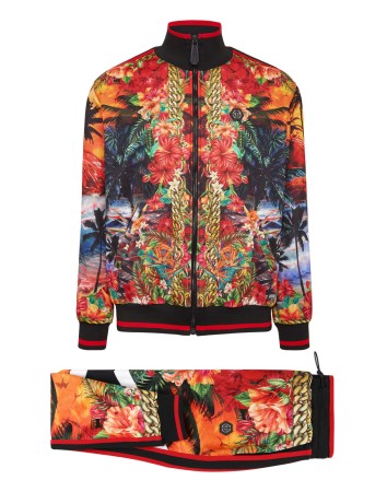 костюм спортивный  фотография