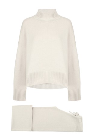 костюм  фотография