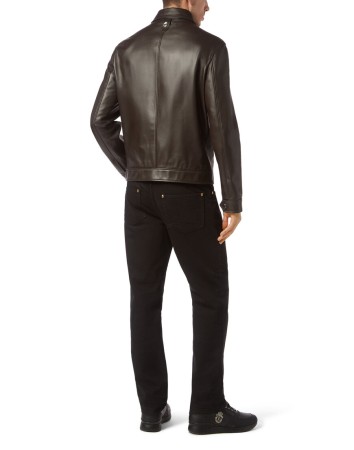 кожаная куртка  фотография