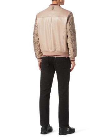 кожаная куртка  фотография