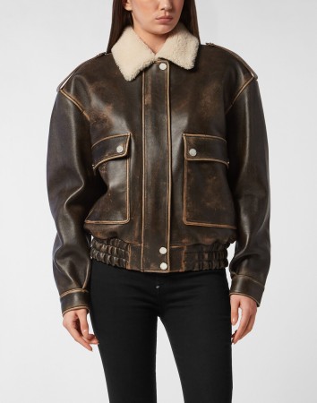 кожаная куртка  - женская верхняя одежда американская 
