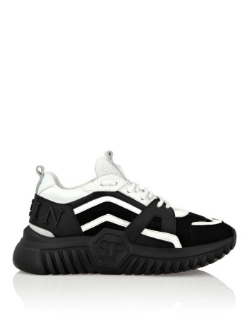 кроссовки  - женская обувь по распродаже