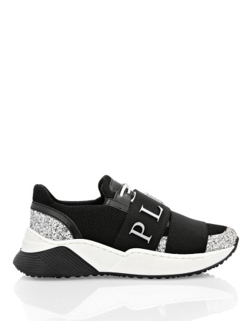 кроссовки  - женская обувь по распродаже