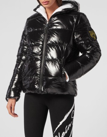 куртка  - женская верхняя одежда