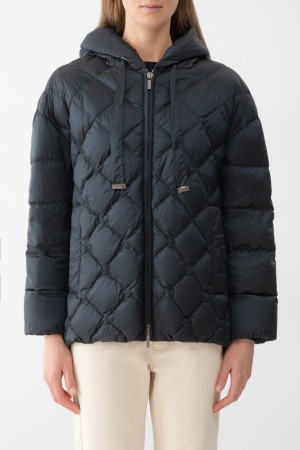 куртка  - женская верхняя одежда премиальная 