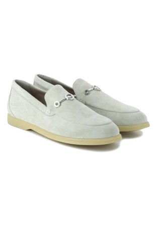 лоферы  - обувь с пряжкой 