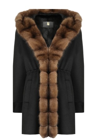 пальто  - женская верхняя одежда американская 