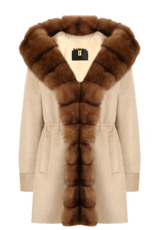 пальто  - женская верхняя одежда американская 