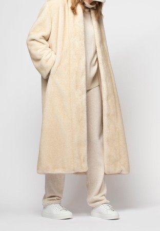 пальто  - женская верхняя одежда max&moi 