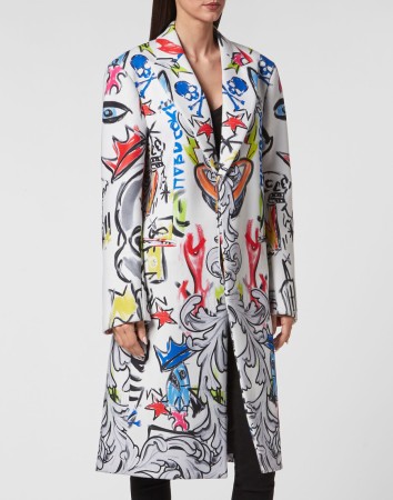 пальто  - женская верхняя одежда белая 