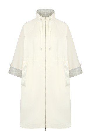 плащ  - женская верхняя одежда белая 