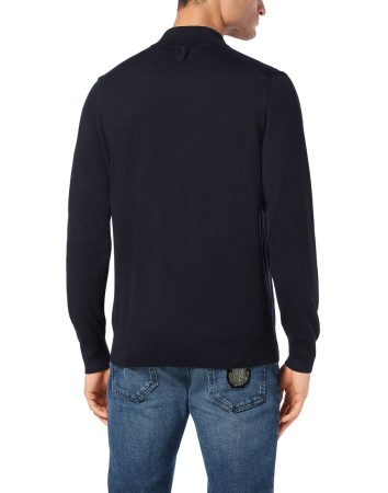 поло с длинным рукавом  фотография