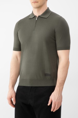 поло  - мужская одежда хаки 