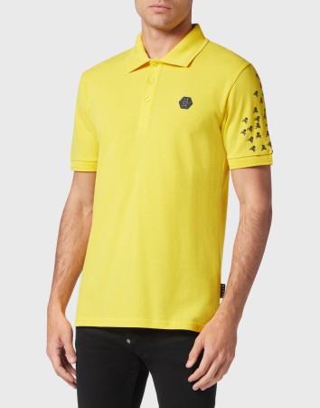 поло  - мужская одежда желтая 
