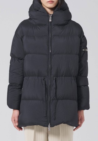 пуховик  - женская верхняя одежда bacon 