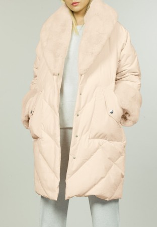 пуховик  - женская верхняя одежда max&moi 