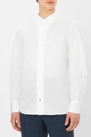 рубашка  - мужская одежда приталенная 