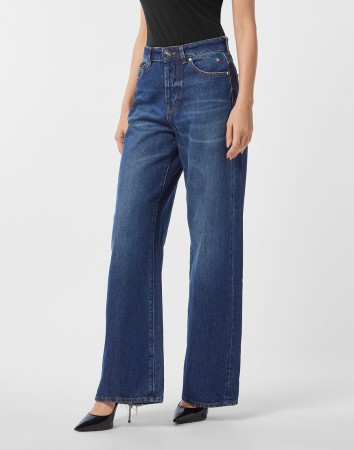 широкие джинсы  фотография