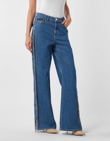 широкие джинсы  фотография