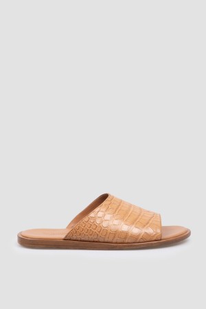 шлепанцы  - сланцы и шлепанцы