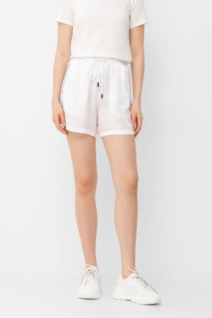 шорты  с лампасами фотография