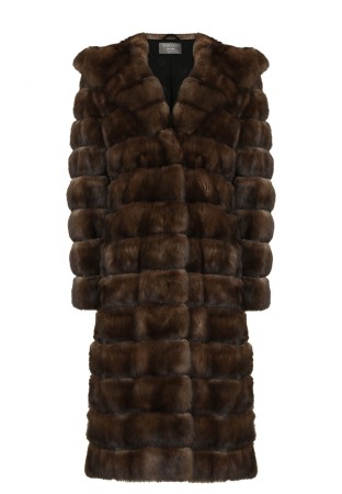 шуба  - женская верхняя одежда tosato 