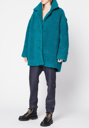 шуба  - женская верхняя одежда max&moi 