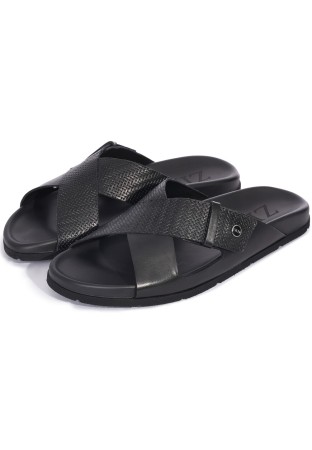 сланцы  - сланцы и шлепанцы