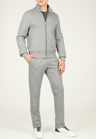 спортивный костюм  фотография