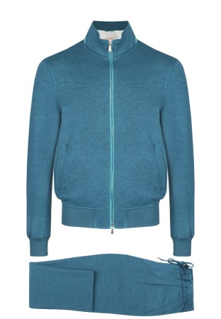 спортивный костюм  фотография