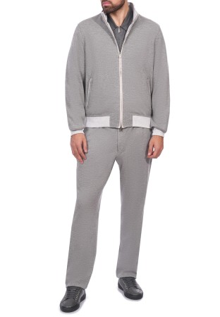 спортивный костюм  фотография