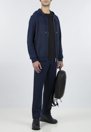 спортивный костюм  фотография