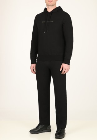 спортивный костюм  фотография