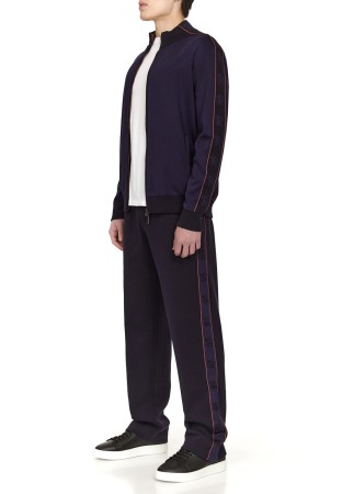 спортивный костюм  фотография