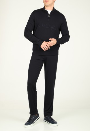 спортивный костюм  фотография